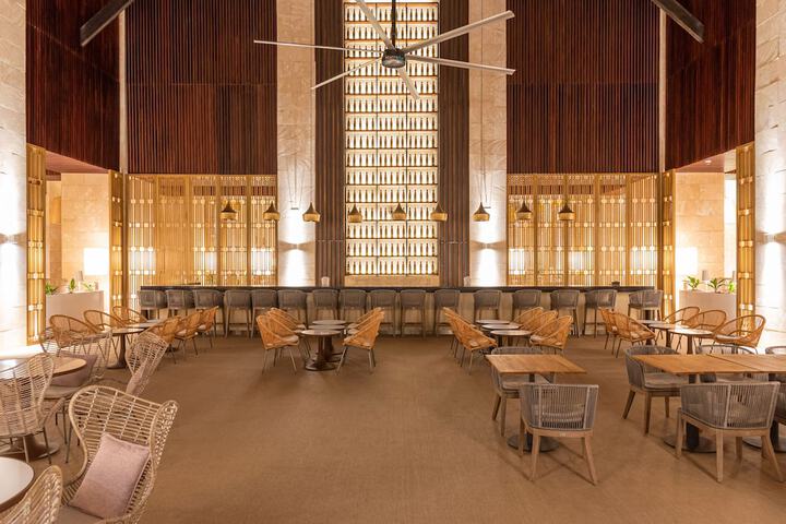 Hotel Interior 12 of 322