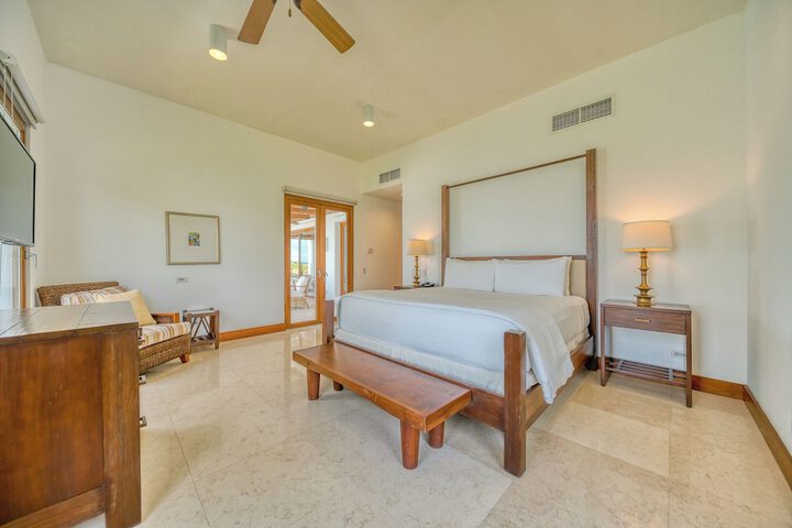 Room 11 of 180
