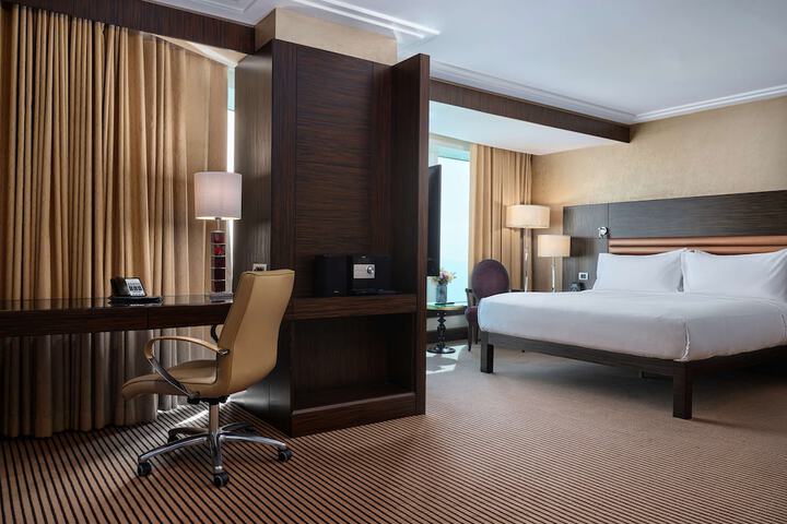Room 37 of 130