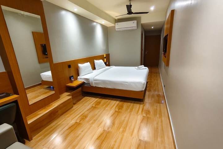 Room 44 of 88