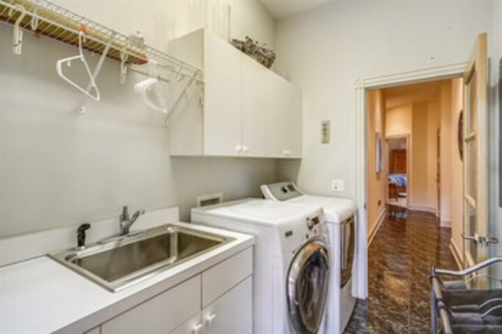 Laundry 20 of 62