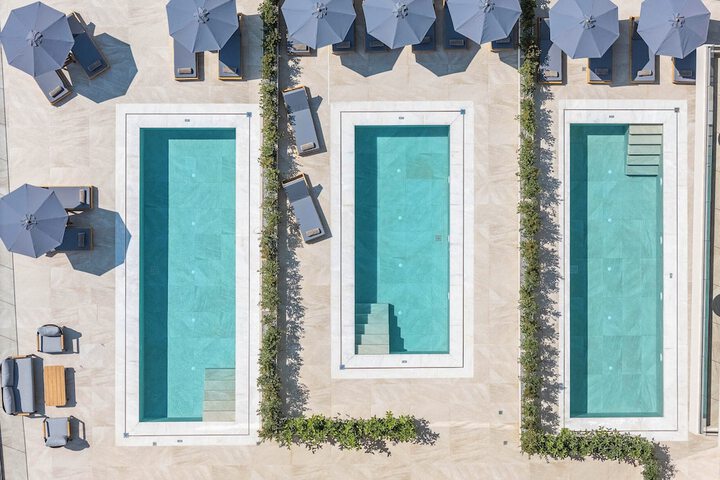 Pool 122 of 146