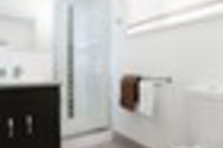 Room 194 of 261