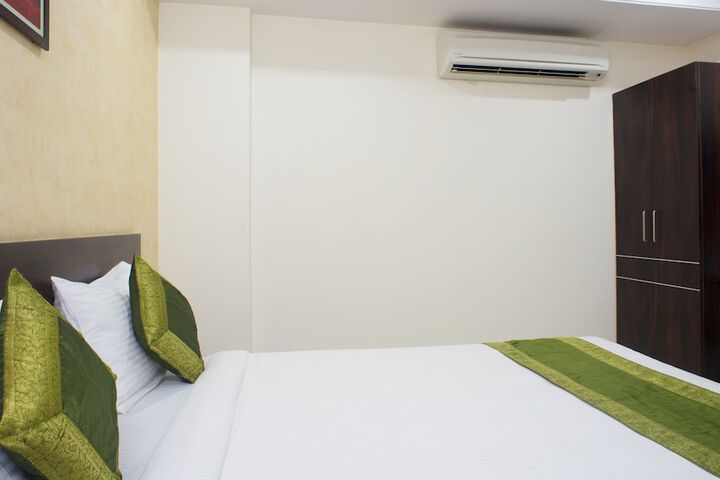 Room 5 of 31