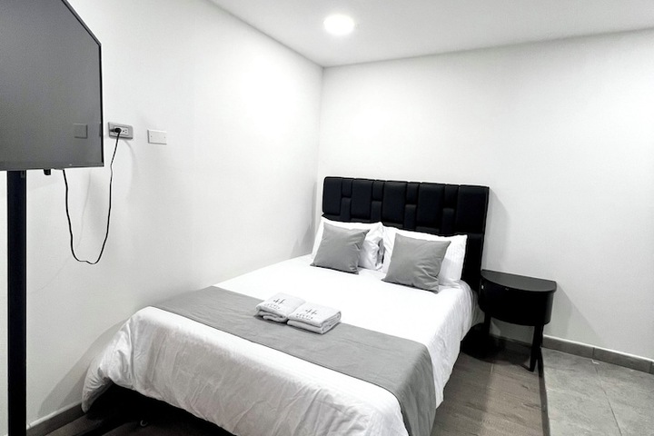 Room 34 of 87