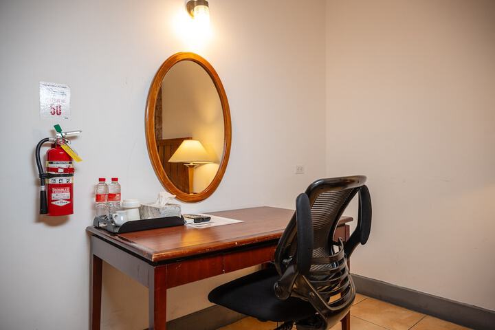 Room 26 of 81