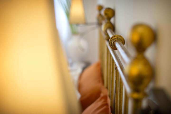 Room 27 of 173