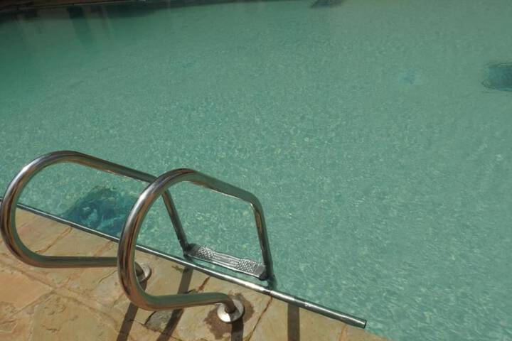 Pool 37 of 47