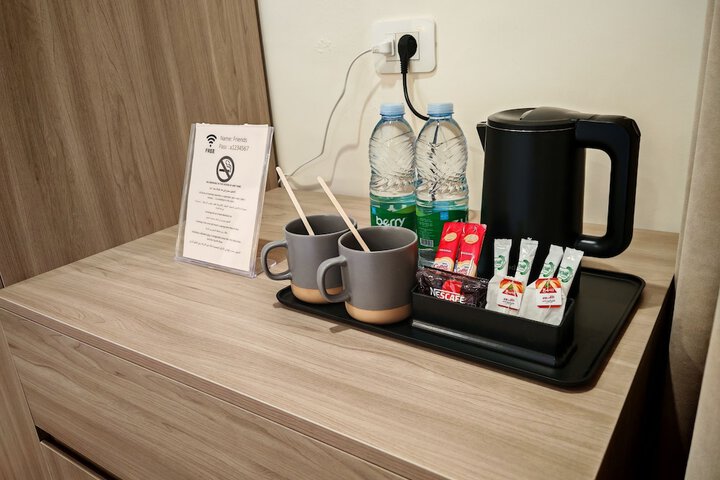 Breakfast/Coffee Service 72 of 118