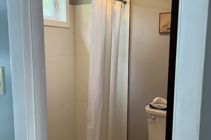 Room 132 of 182