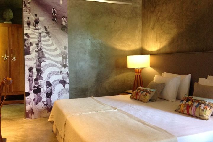Room 14 of 106