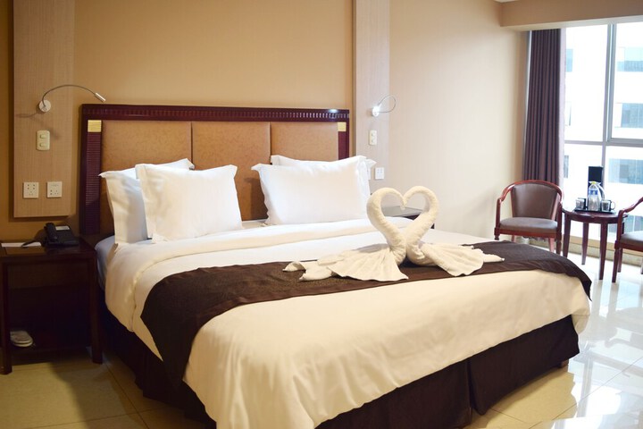 Room 17 of 62