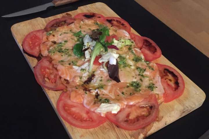 Dining 40 of 68