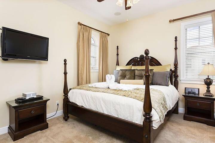 Room 5 of 34