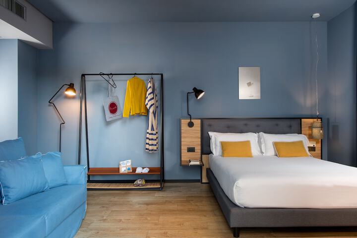 Room 13 of 38