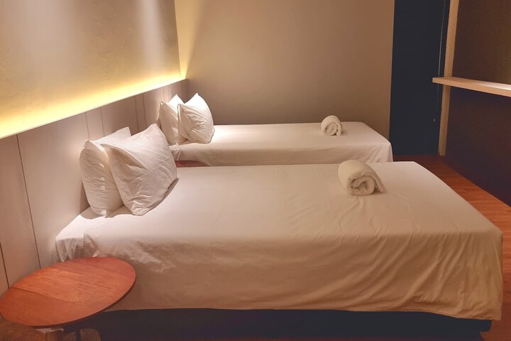 Room 14 of 25