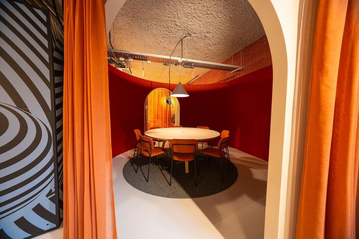 Hotel Interior 78 of 123