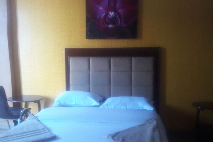 Room 20 of 65