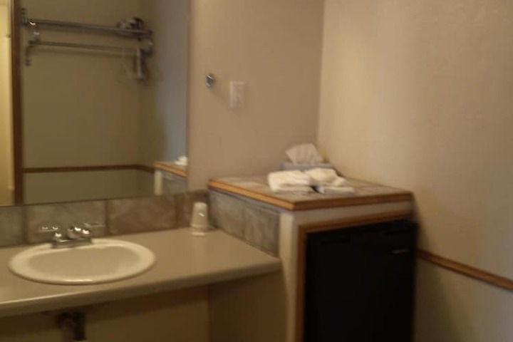 Room 19 of 37