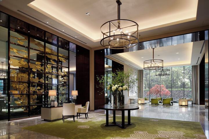 Hotel Lobby
