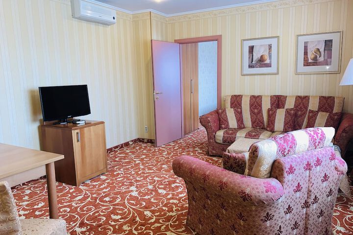 Room 30 of 61