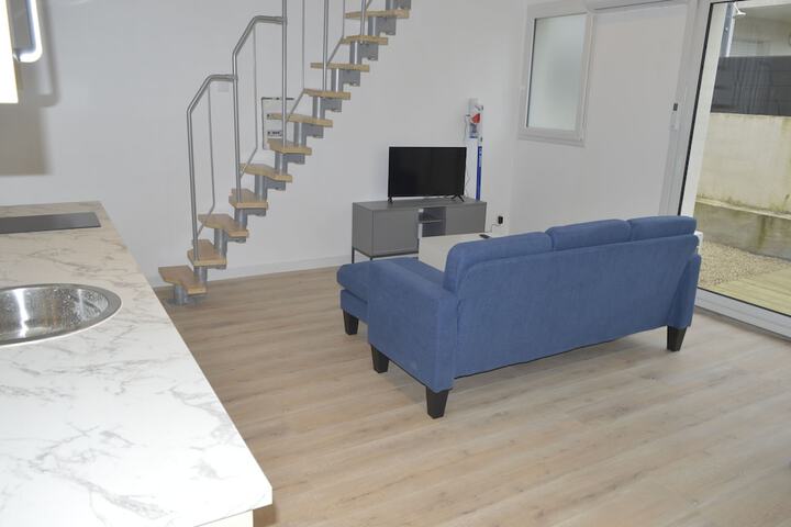 Room 48 of 92