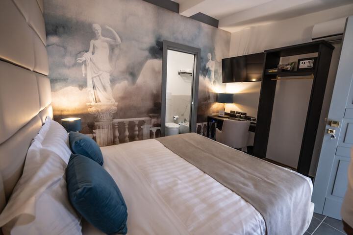 Room 37 of 209