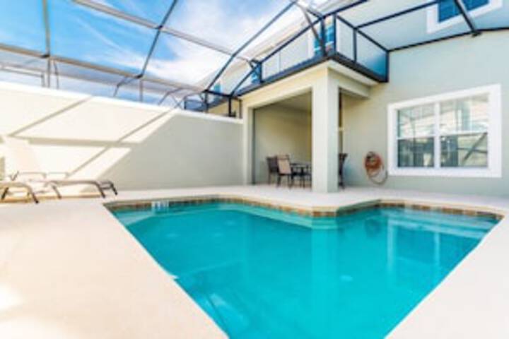 Pool 43 of 63