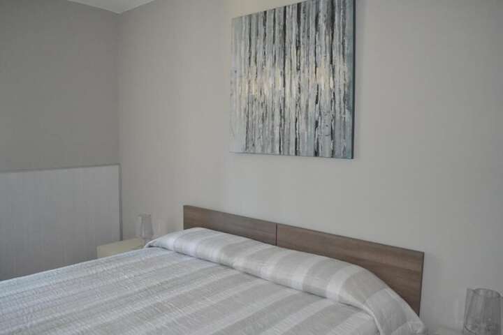 Room 9 of 60
