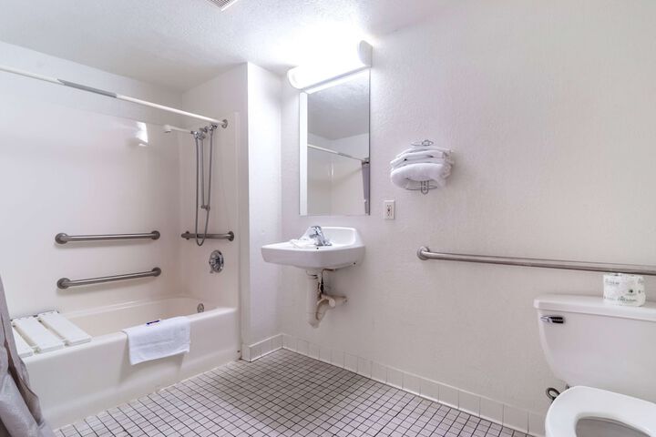 Room 19 of 27