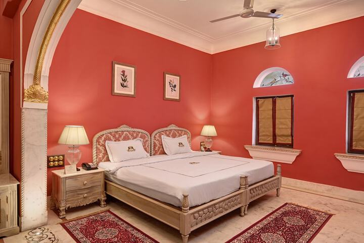 Room 16 of 84