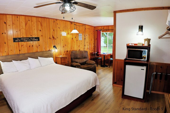 Room 95 of 341