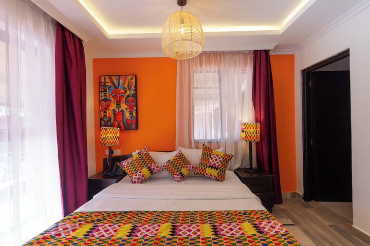 Room 8 of 31
