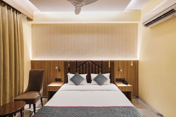 Room 53 of 57
