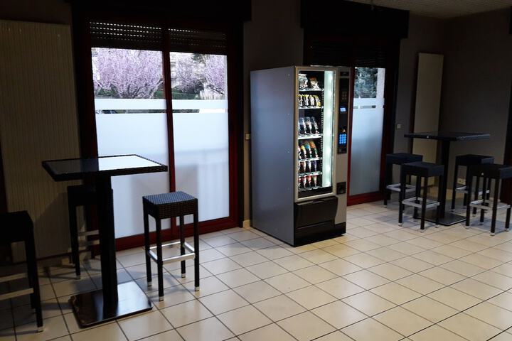 Hotel Interior 120 of 143