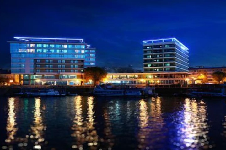 Hotel 56 of 64