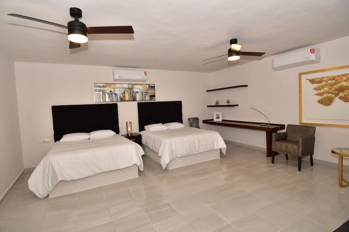 Room 2 of 18