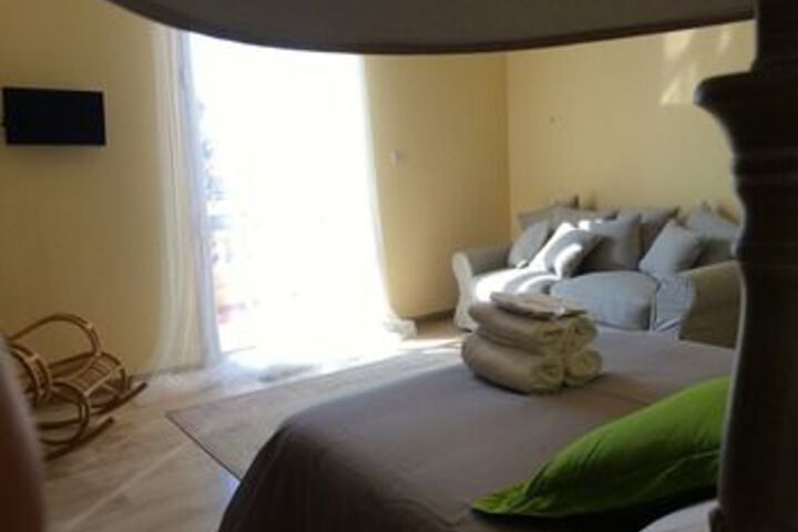 Room 7 of 52