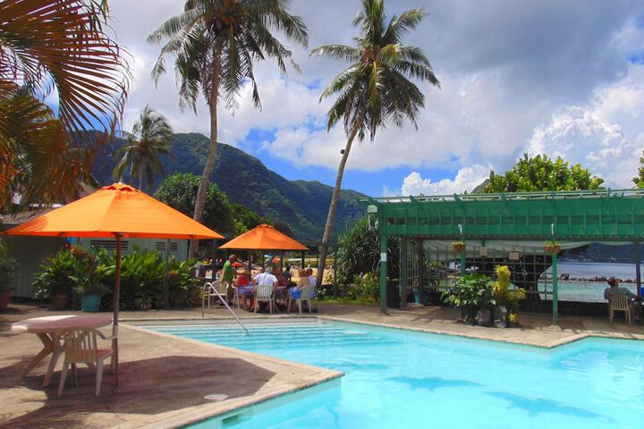 Pool 13 of 39