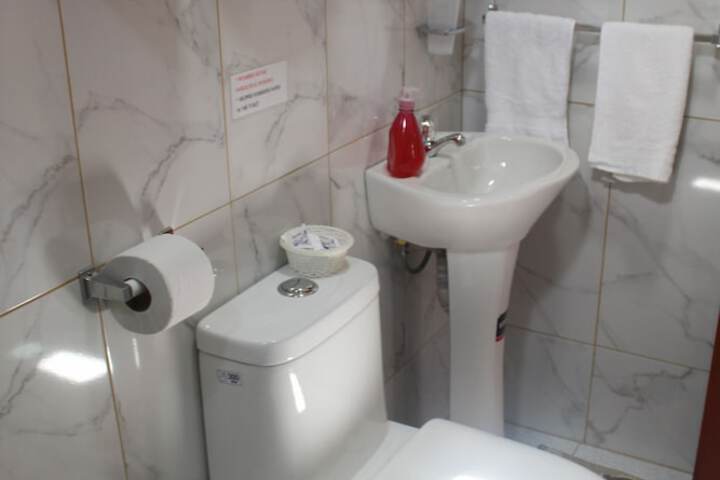 Room 12 of 38