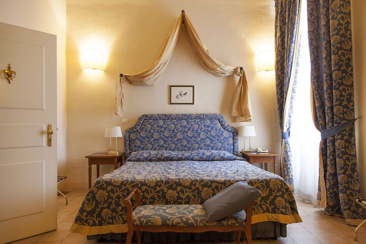 Room 5 of 29