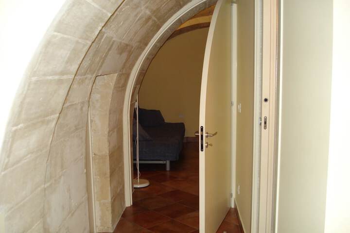 Room 13 of 66