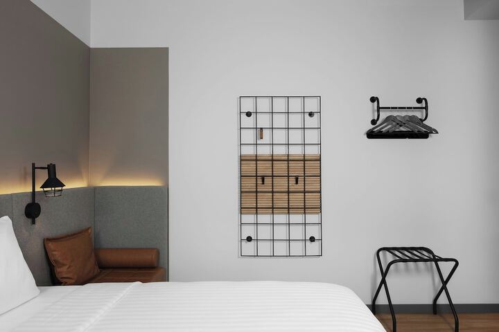 Room 14 of 54