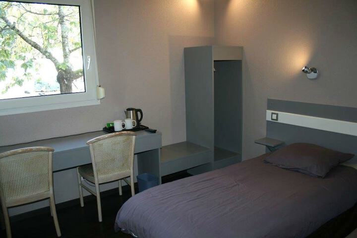 Room 16 of 54