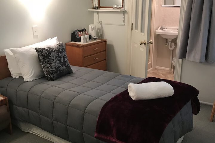 Room 7 of 43