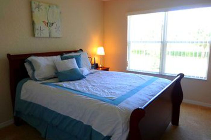 Room 10 of 20