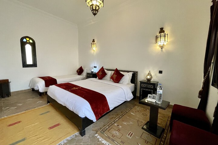 Room 51 of 435