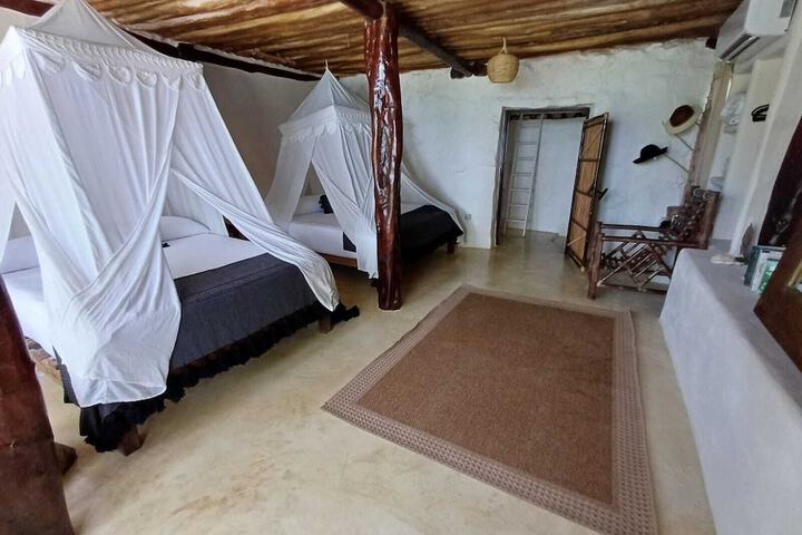 Room 16 of 26