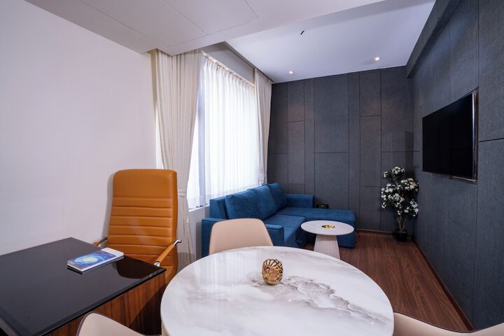 Room 44 of 74