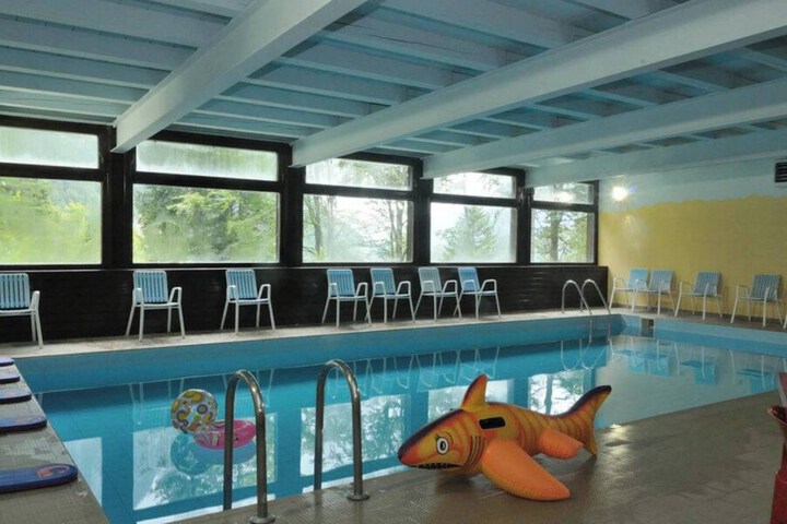 Pool 8 of 26